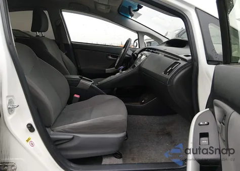 2013 Toyota Prius Three z USA, uszkodzony, nr VIN JTDKN3DU1D0344273